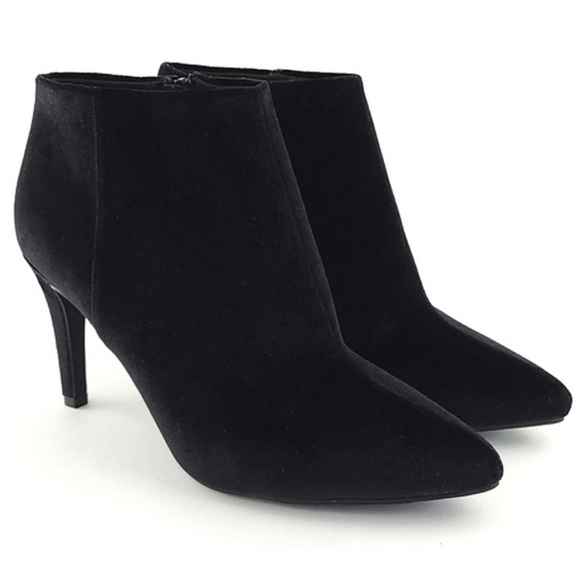 Old Navy Black Velvet  Heeled Ankle Boots Pointy Toe Side Zipper Size 8 - Picture 6 of 15